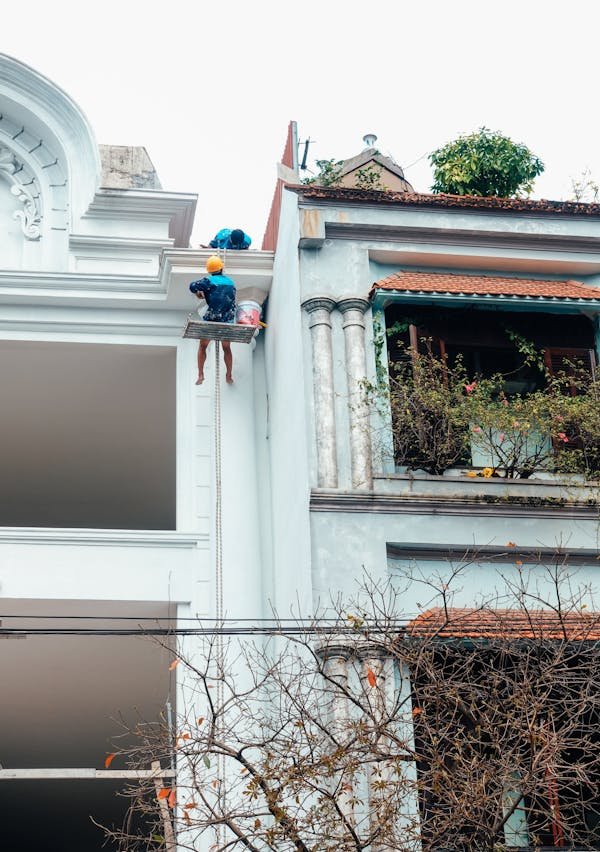 Astuces pratiques pour des travaux en hauteur réussis